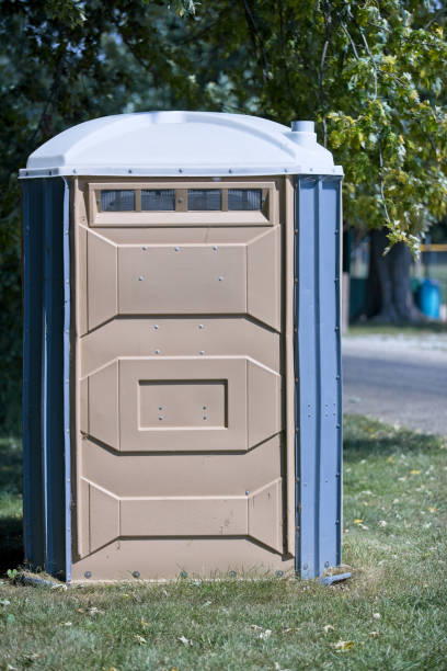 Best Portable bathroom rental  in Carthage, IL